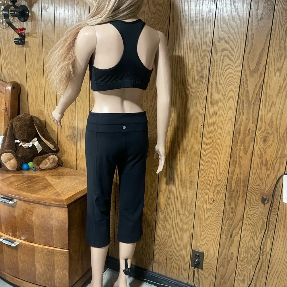 Lululemon" Groove Crop black - Picture 8 of 14